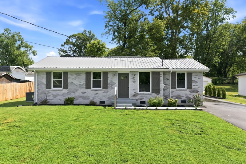 1005 Bettie Dr, Old Hickory, TN 37138