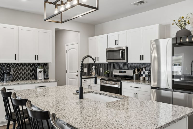 4096 Crossing Way, White House, TN 37188