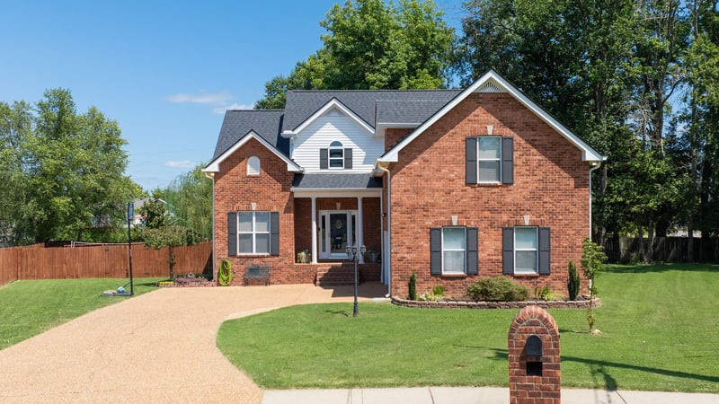 1611 Woodhaven Ct, Lebanon, TN 37087