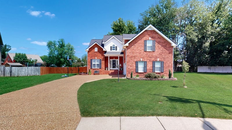 1611 Woodhaven Ct, Lebanon, TN 37087