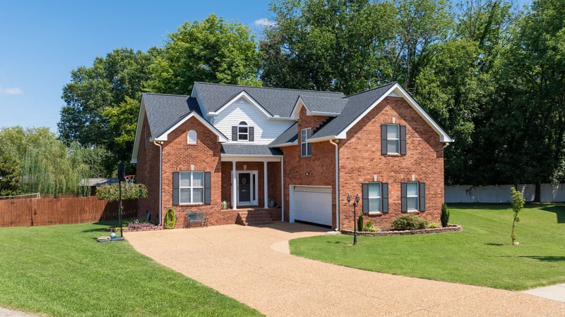 1611 Woodhaven Ct, Lebanon, TN 37087