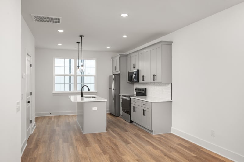 700 N Dupont Ave #201, Madison, TN 37115