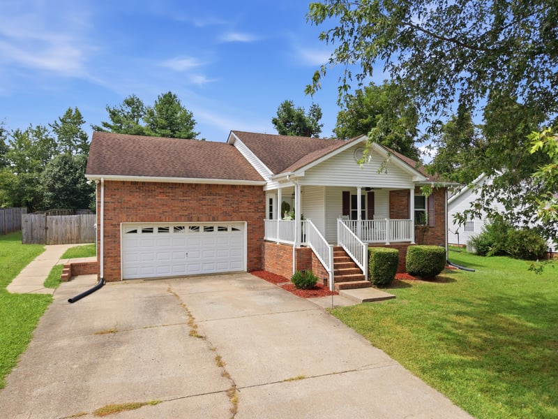 209 Beechbrook Ct, White House, TN 37188