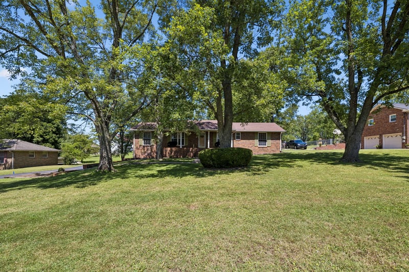 108 Due West Dr, Mount Juliet, TN 37122