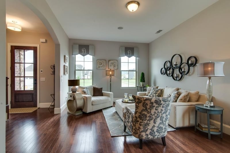 122 Oasis Dr, La Vergne, TN 37086