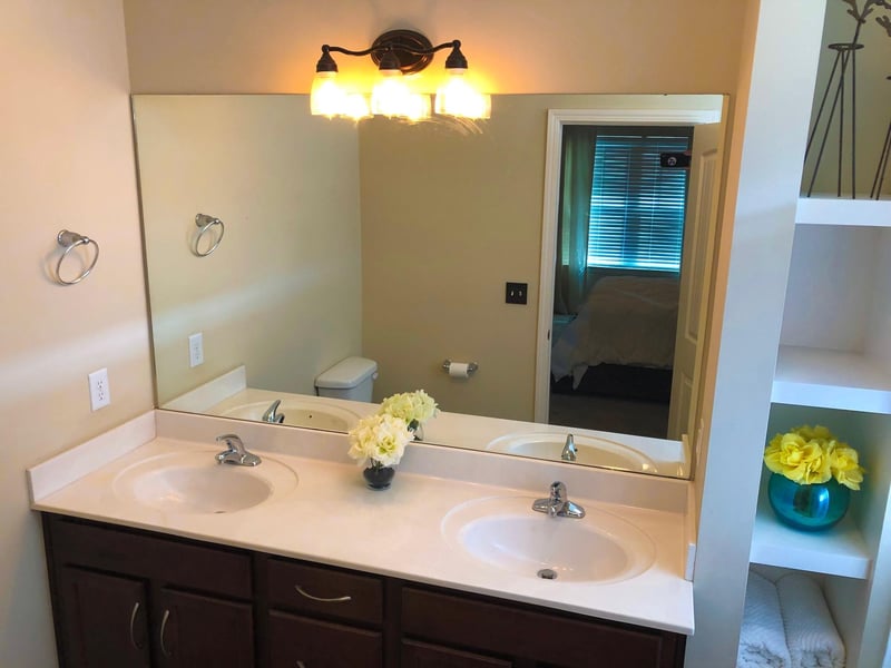 211 Wyburn Pl, Burns, TN 37029