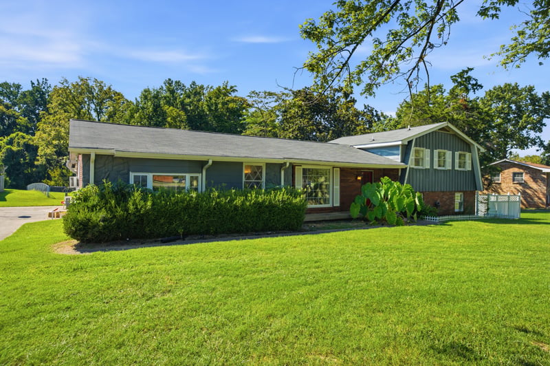712 Valley Brook Dr, Mount Juliet, TN 37122