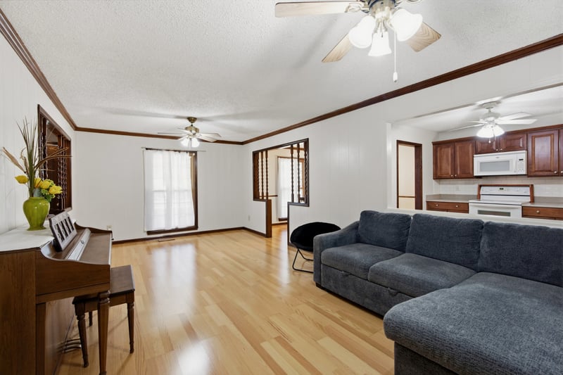 809 Dakota Dr, Lebanon, TN 37087