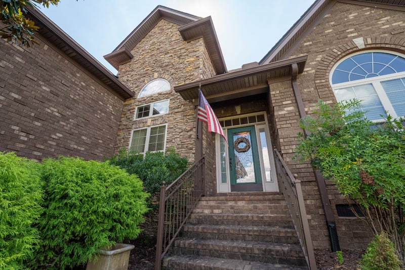 1076 Summerstar Cir, Gallatin, TN 37066