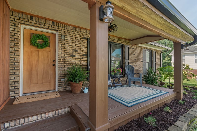 2745 Mollys Ct, Spring Hill, TN 37174