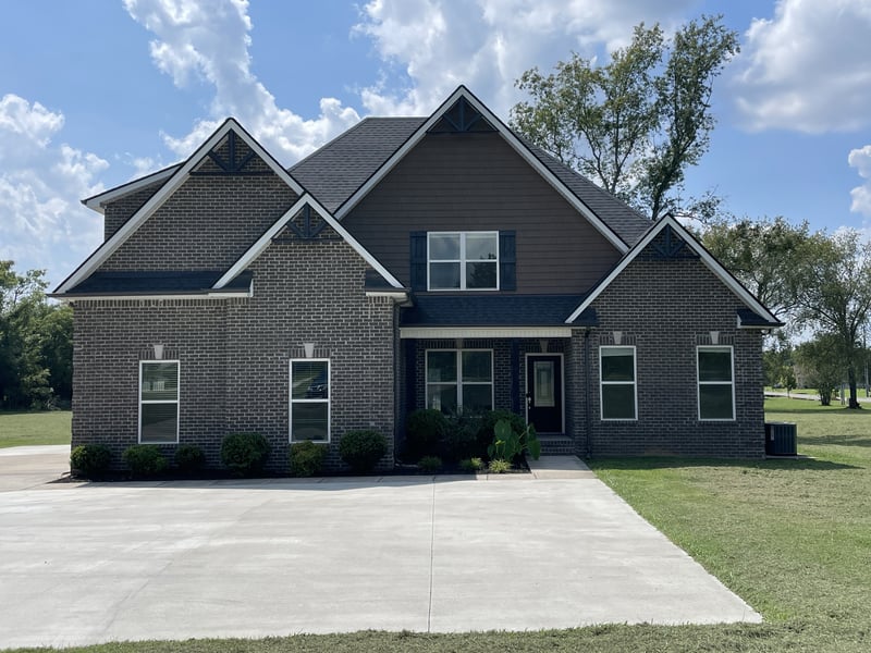 2187 Twin Oak Dr, Murfreesboro, TN 37130