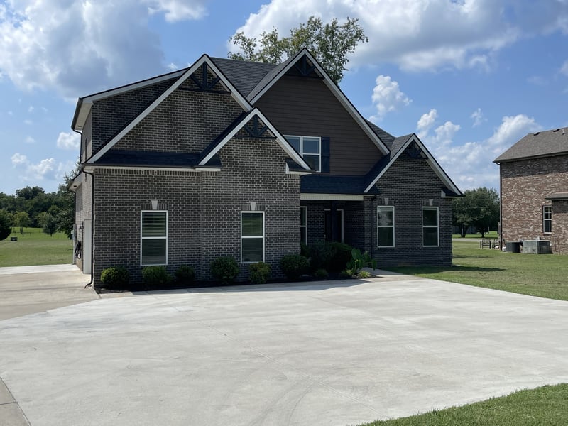 2187 Twin Oak Dr, Murfreesboro, TN 37130