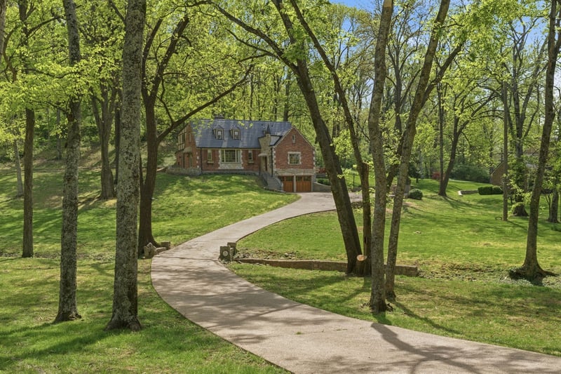 5123 Stanford Dr, Nashville, TN 37215