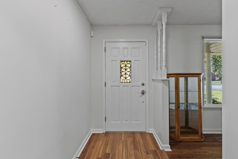 110 Sam Davis Dr, Springfield, TN 37172