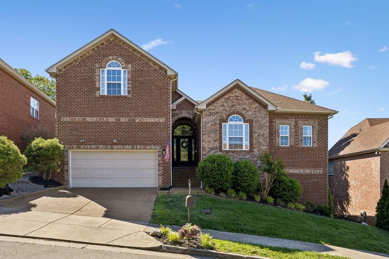 940 Century Oak Dr, Nashville, TN 37211