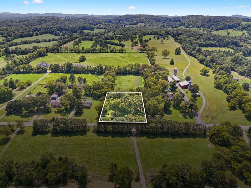8170 Trousdale Ferry Pike, Lebanon, TN 37090