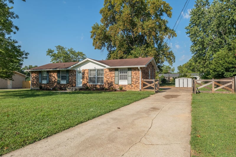 117 Greenyards Pl, Hendersonville, TN 37075