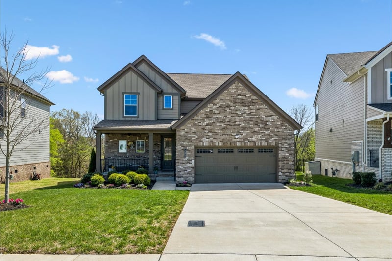 132 Newbury Dr, White House, TN 37188