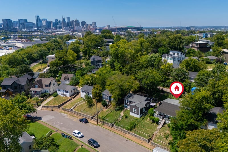 926 S 13th Ct, Nashville, TN 37206