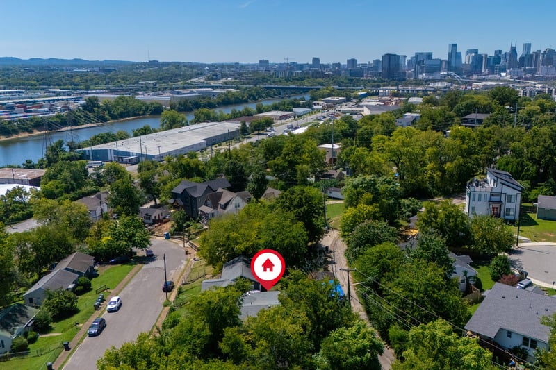 926 S 13th Ct, Nashville, TN 37206