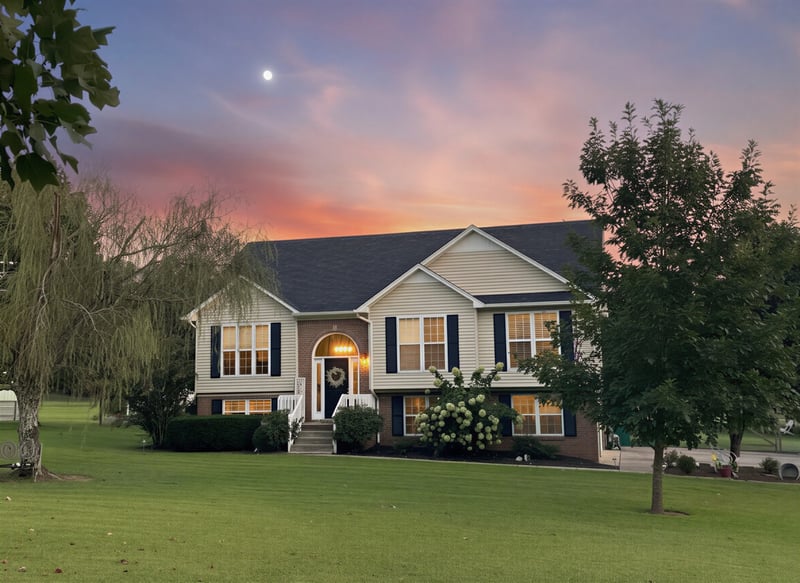 943 Beechcroft Rd, Spring Hill, TN 37174