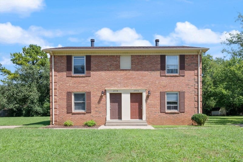 2556 Oak Hill Dr, Murfreesboro, TN 37130