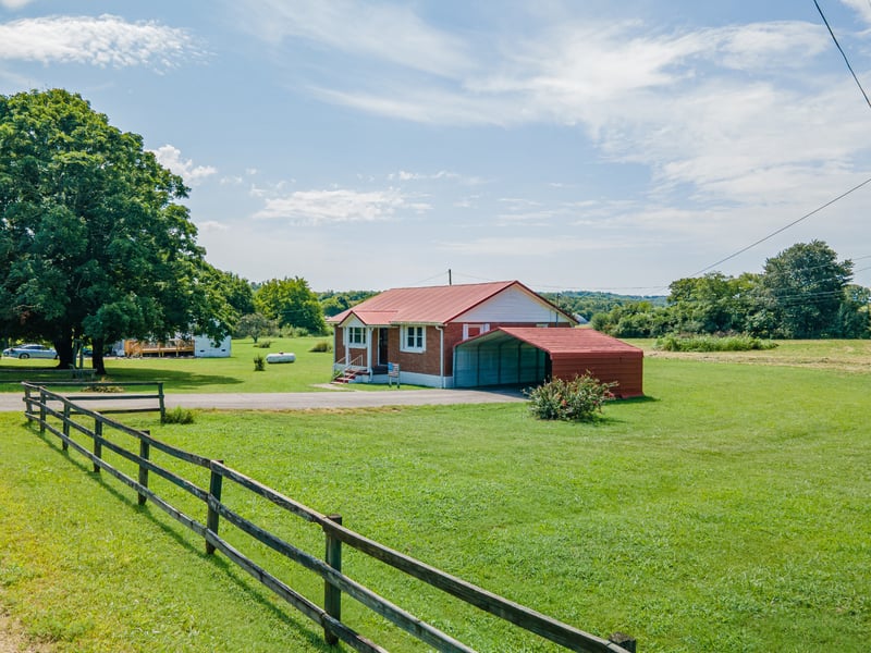 2529 Ragsdale Rd, Columbia, TN 38401