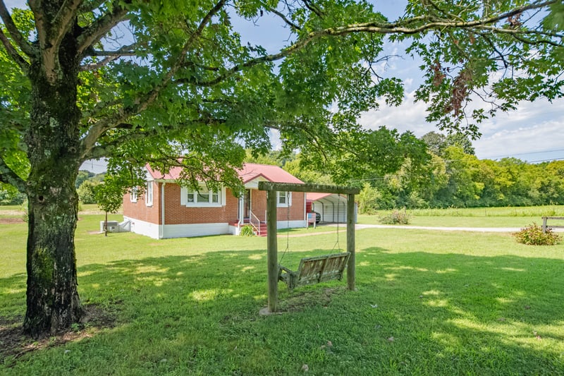 2529 Ragsdale Rd, Columbia, TN 38401