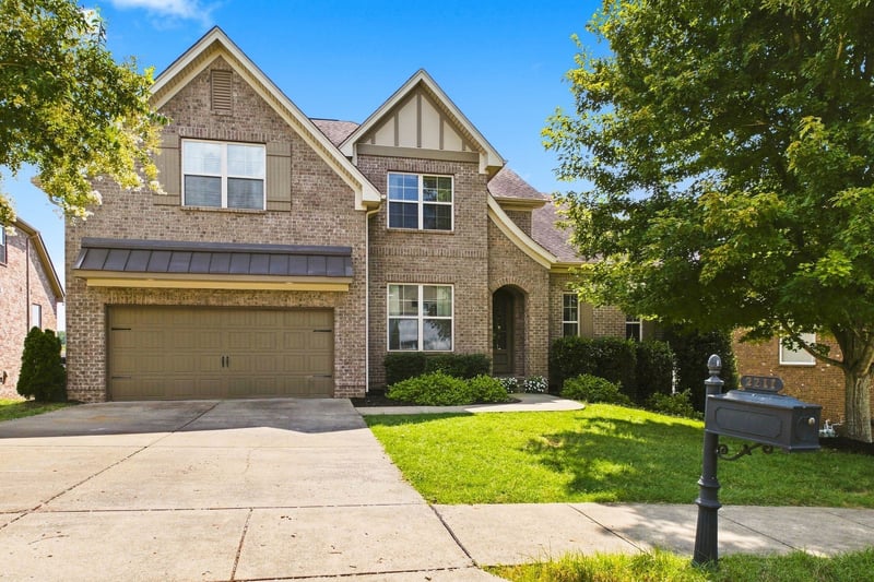 2211 Chantry Place Ln, Thompsons Station, TN 37179