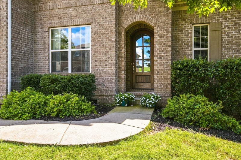 2211 Chantry Place Ln, Thompsons Station, TN 37179