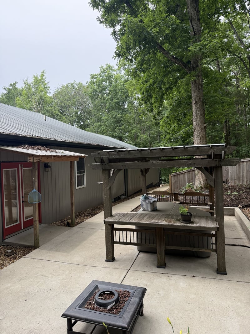 527 Hickory Ridge Rd, Gallatin, TN 37066