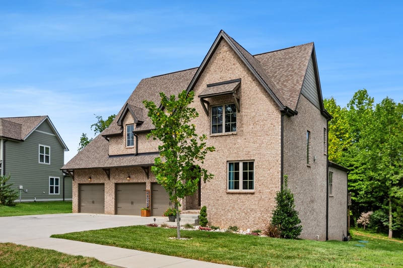 4096 Socata Ct, Cross Plains, TN 37049