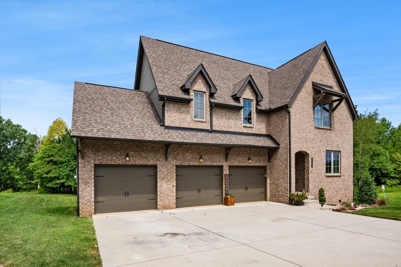 4096 Socata Ct, Cross Plains, TN 37049