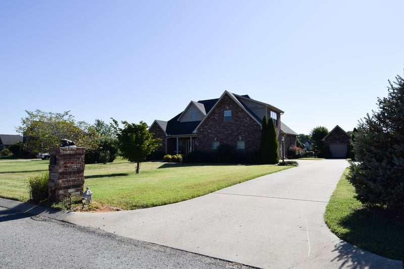 1021 Double Tree Ln, Gallatin, TN 37066