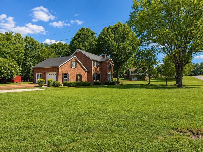 51 Morris Dr, Carthage, TN 37030