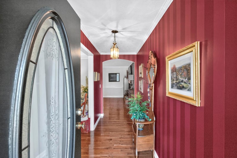 1862 James Dr, Murfreesboro, TN 37129