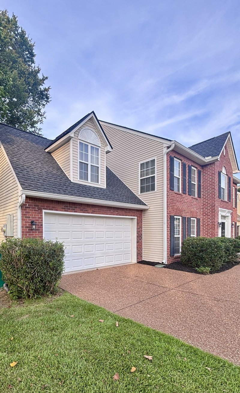 2252 Hayward Ln, Spring Hill, TN 37174