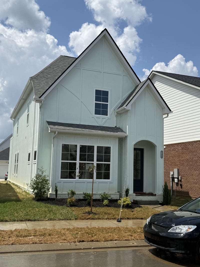 158 Oasis Dr, La Vergne, TN 37086