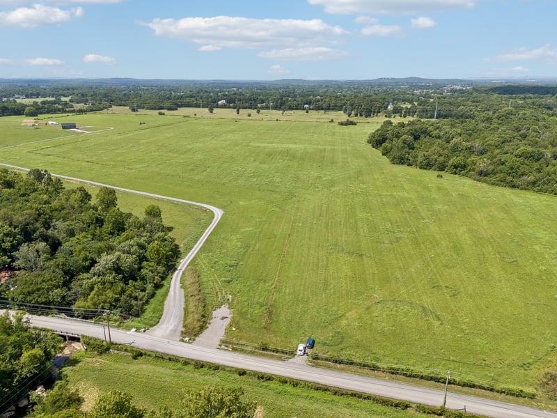 900 Old Christiana Rd, Christiana, TN 37037