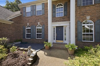 7001 Stone Run Dr, Nashville, TN 37211
