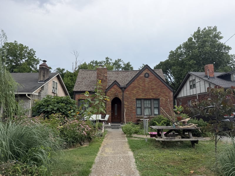 1207 Howard Ave, Nashville, TN 37216