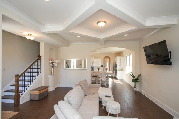 137 Glacier Way, La Vergne, TN 37086