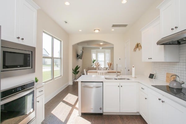 137 Glacier Way, La Vergne, TN 37086