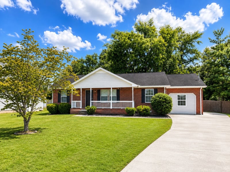 209 Paul Revere Ln, La Vergne, TN 37086