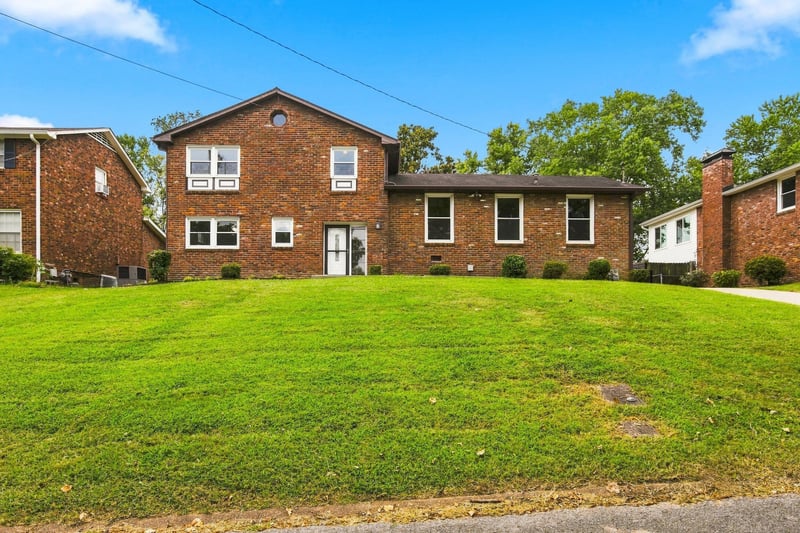 271 Richbriar Rd, Nashville, TN 37211
