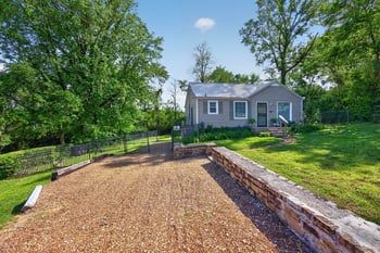 125 Neese Dr, Nashville, TN 37211