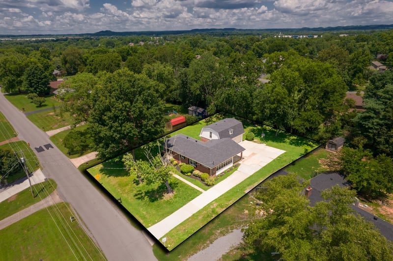 1117 Peninsula Dr, Gallatin, TN 37066