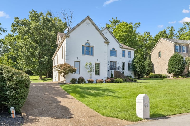 9442 Foothills Dr, Brentwood, TN 37027