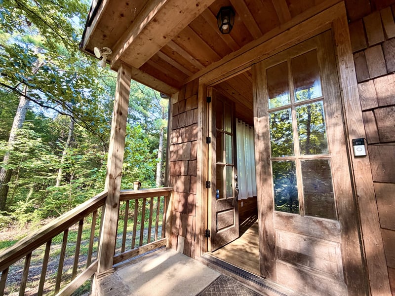 663 Promise Land Rd, Charlotte, TN 37036