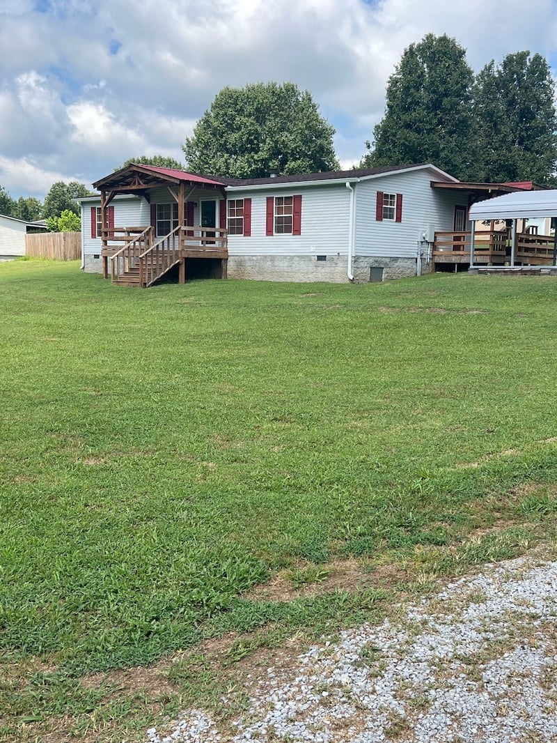 608 N Dickerson Chapel Rd, Lebanon, TN 37087